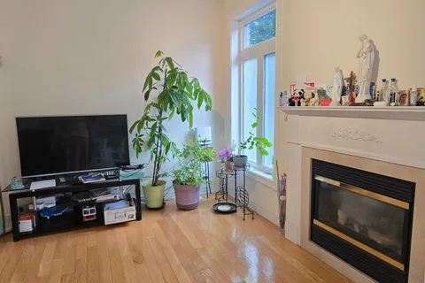 22 Renoir Drive, ON L4J 9A9