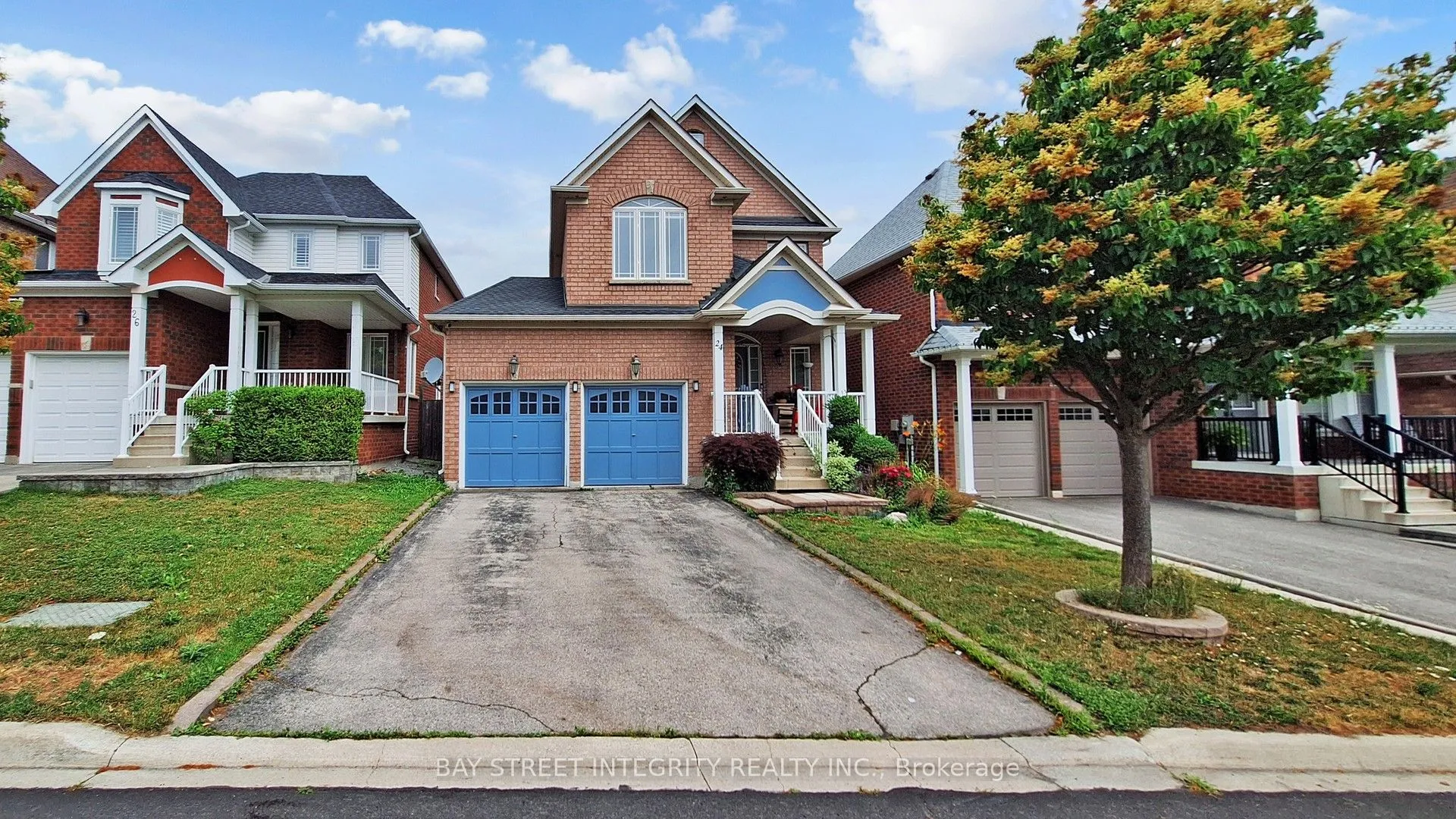 24 Ian Drive, ON L4P 4H1
