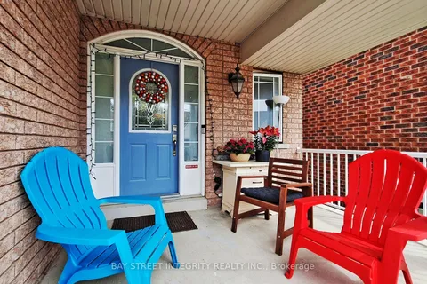 24 Ian Drive, ON L4P 4H1