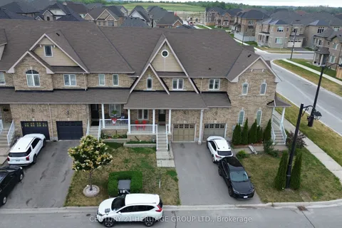 32 Grey Wing Avenue, ON L4P 0B7