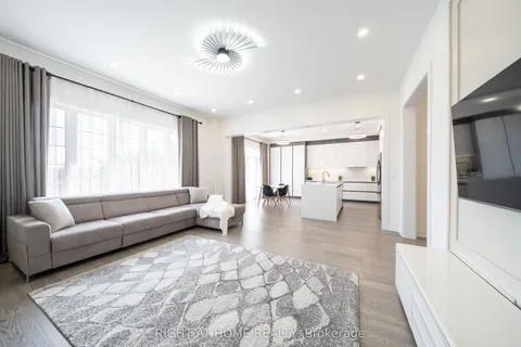 1361 Blackmore Street, ON L9S 0P3