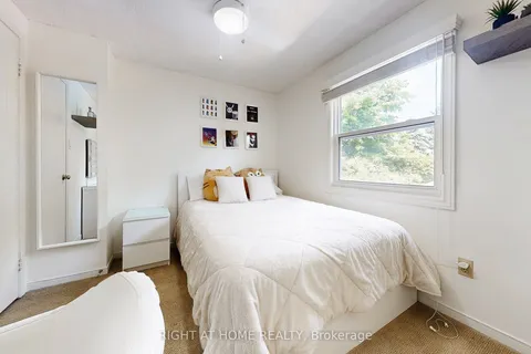 363 CROSSLAND Gate, ON L3X 1B5