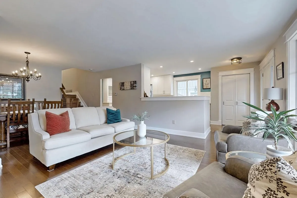 12168 Tenth Line, ON L4A 6B9