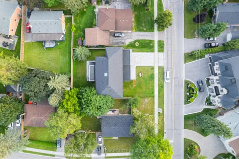 45 Seaton Drive, ON L4G 2K2