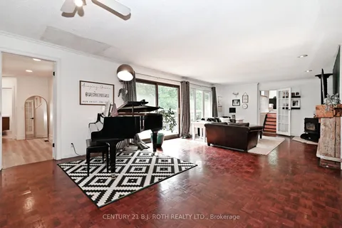 17956 Warden Avenue, ON L0G 1V0