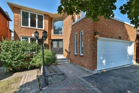 27 Green Acres Road, ON L4J 4S2