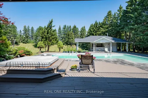 14 Alm Court, ON L4G 6W7