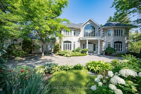 14 Alm Court, ON L4G 6W7