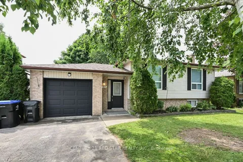 99 Boyne Crescent, ON L9R 1K2