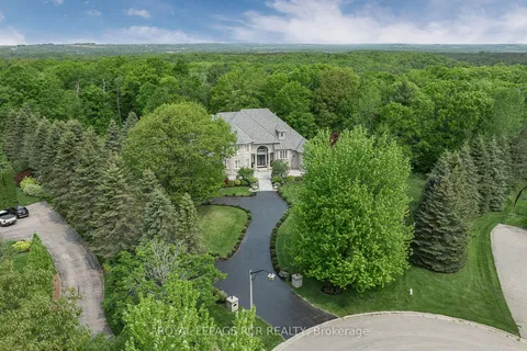 12 Deer Run, ON L9P 1R4