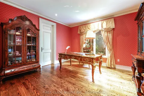 121 Flatbush Avenue, ON L4L 8K1