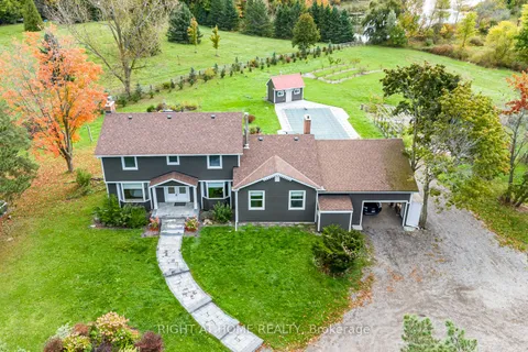 7975 18th Side Road, ON L0G 1T0