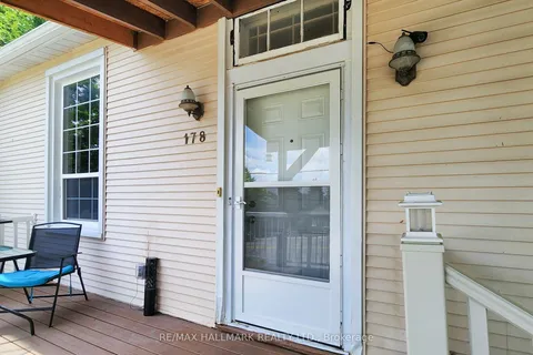 178 Barrie Street, ON L3Z 1R6