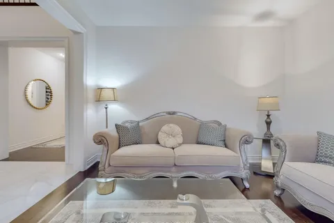 245 Danny Wheeler Boulevard, ON L4P 0J8