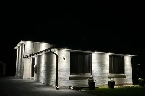 26 Kemano Road, ON L4G 2Y3