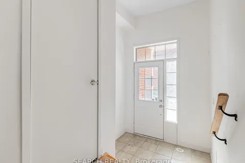 247 Harding Park Street, ON L3Y 0E3