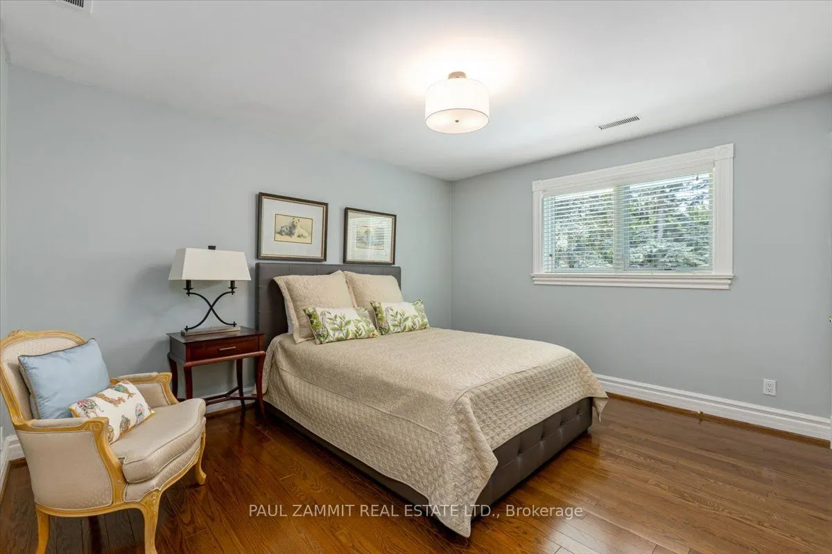 28 Thornlea Road, ON L3T 1X3