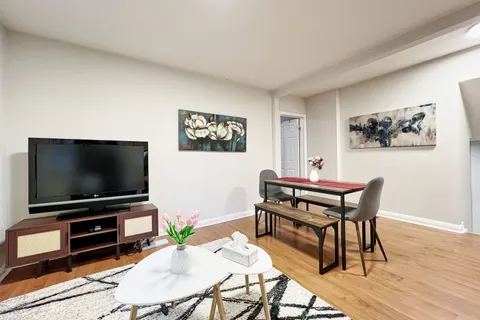 24 Gentry Crescent, ON L4C 2G9