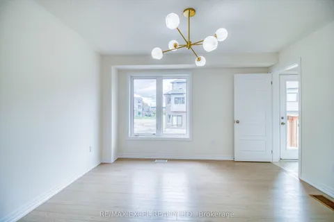 124 Solstice Circle, ON L3X 0L7