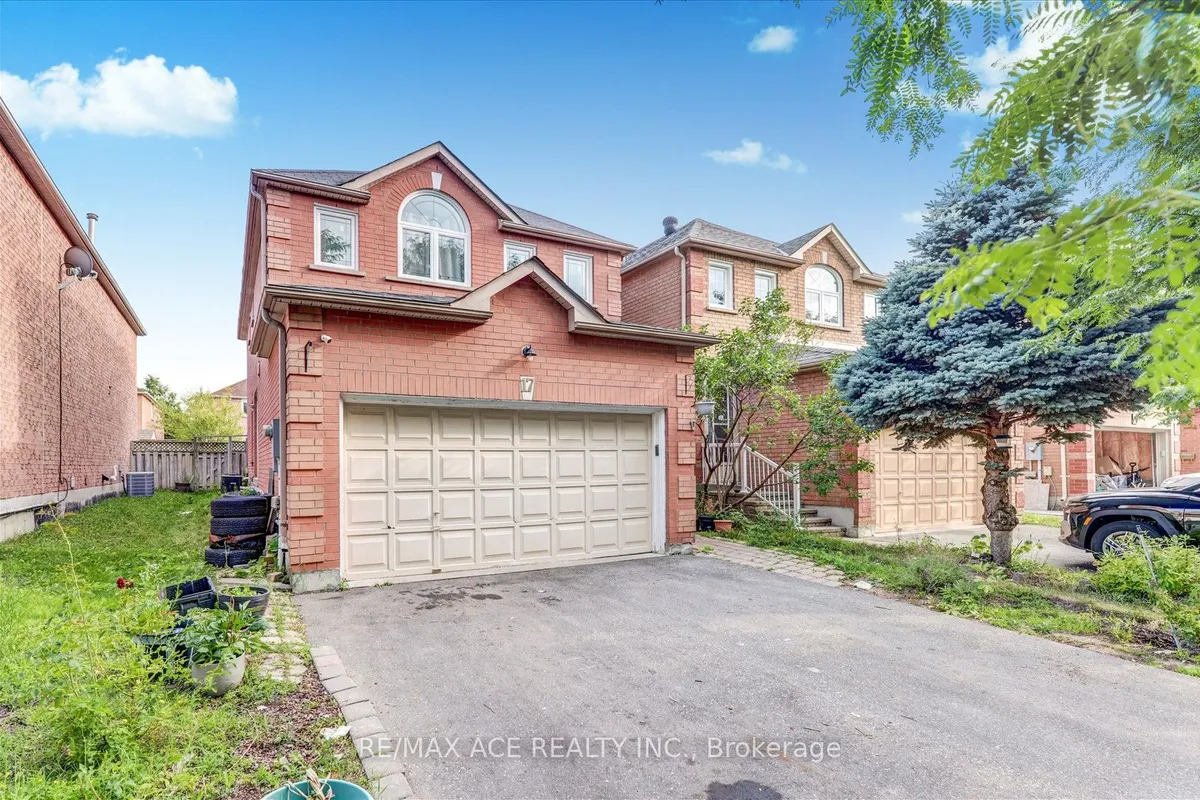 17 Kenborough Court, ON L3S 3P3