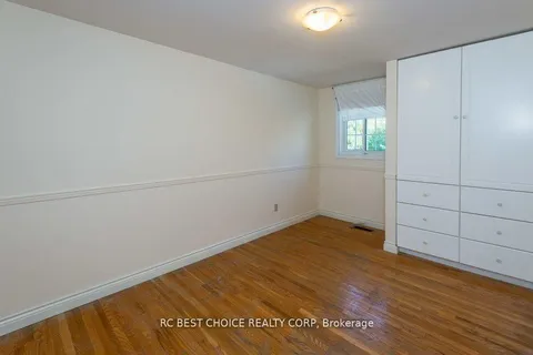 11 Emily Carr Street, ON L3R 2K3