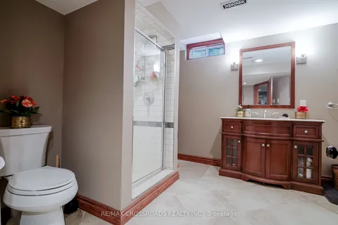 18 Hill Top Trail, ON L4A 7X4