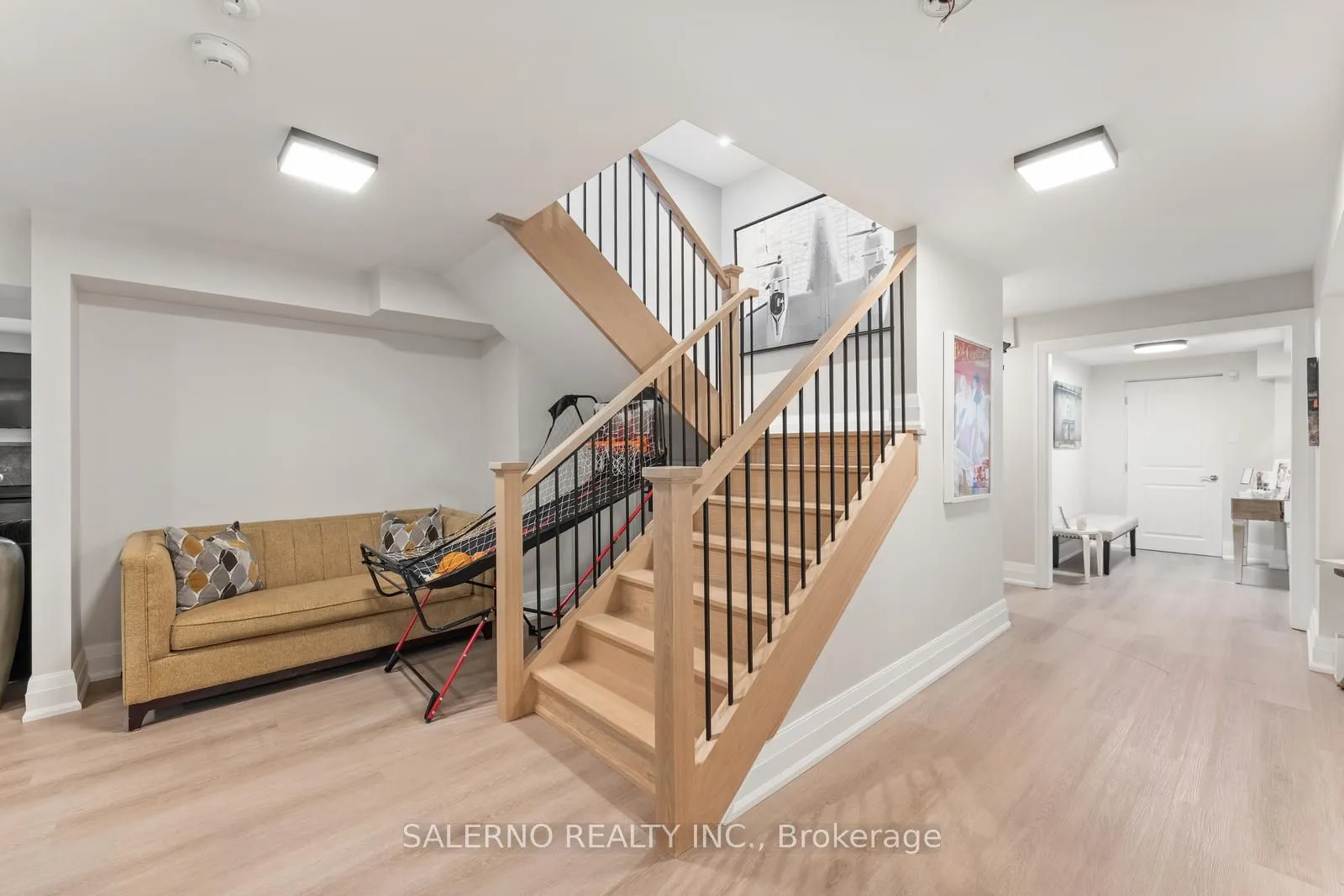 59 Mellings Drive, ON L4L 8J2