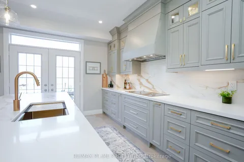 54 Vitlor Drive, ON L4E 4P9