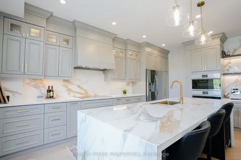 54 Vitlor Drive, ON L4E 4P9