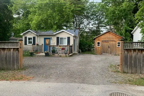 28 Thompson Drive, ON L0E 1L0