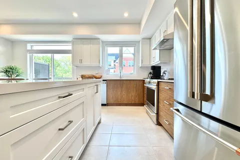 54 Fred Beaton Place, ON L7B 1G2