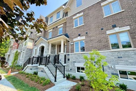 54 Fred Beaton Place, ON L7B 1G2