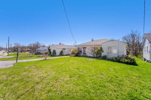 128 Eagle Street, ON L3Y 1J4