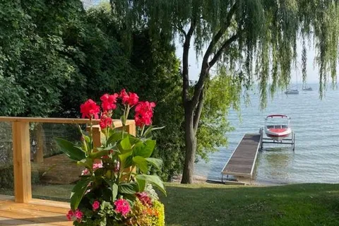 21 Pinery Lane, ON L0E 1L0