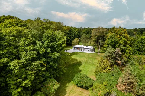 7483 Adjala 5th Side Road, ON L0G 1W0