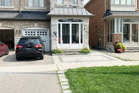 81 Beckett Avenue, ON L6C 0T3