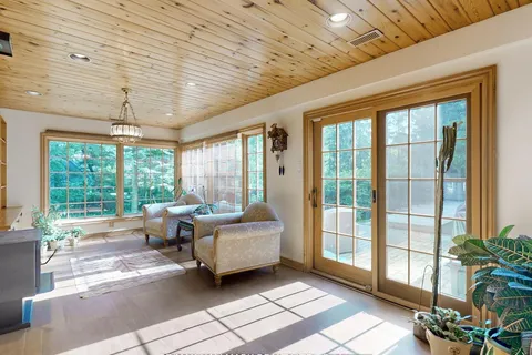 109 Highland Lane, ON L4C 3S1