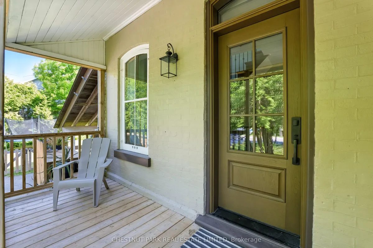 98 Reach Street, ON L9P 1L3