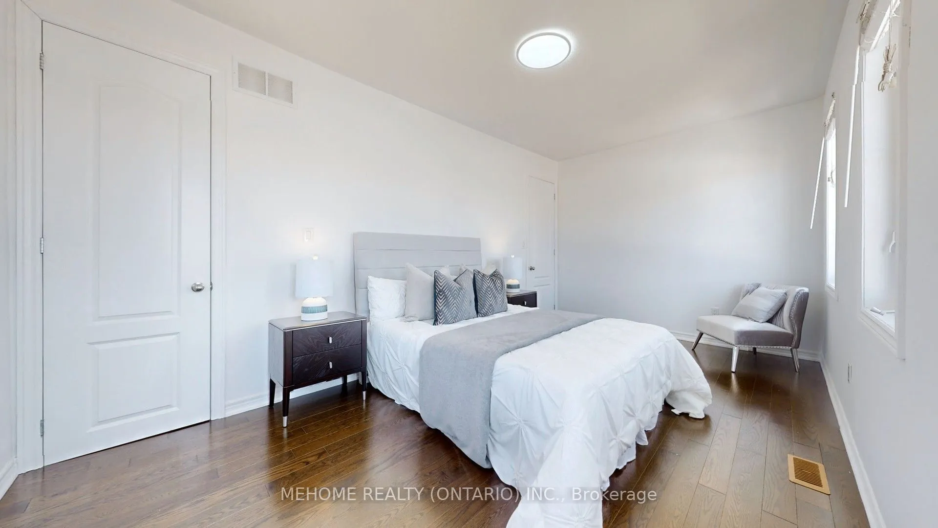 247 Selwyn Road, ON L4E 0R4