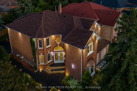 161 Devonsleigh Boulevard, ON L4S 1G3