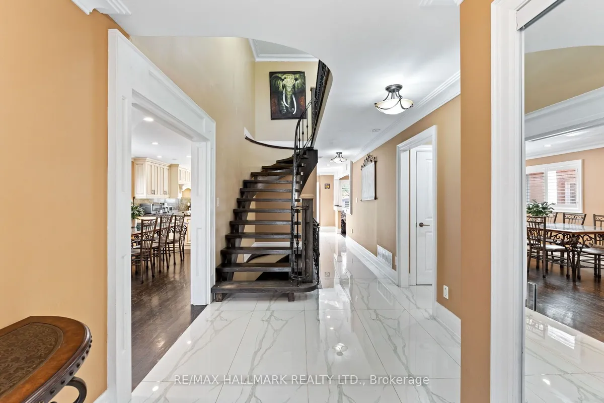 287 Andy Crescent, ON L4H 1C4