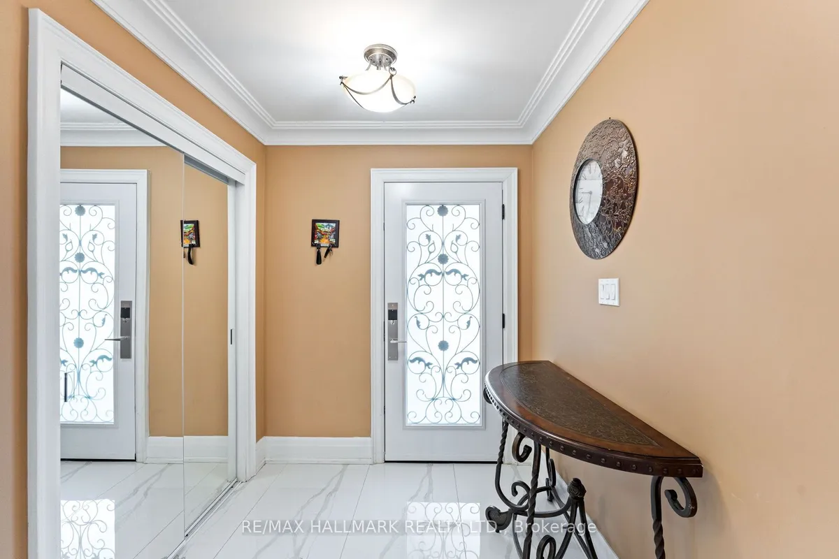 287 Andy Crescent, ON L4H 1C4