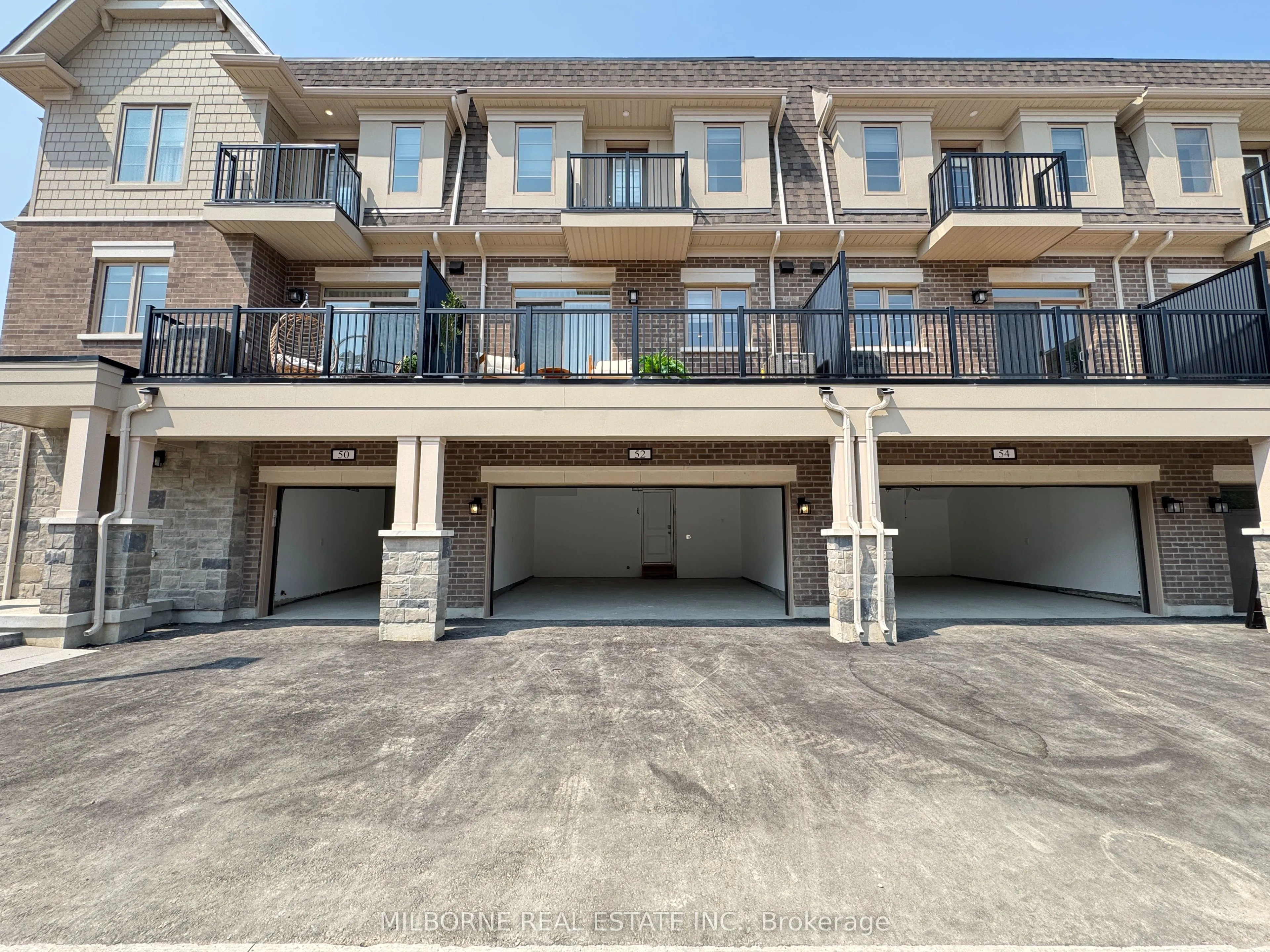 52 Fred Beaton Place, ON L7B 1G2