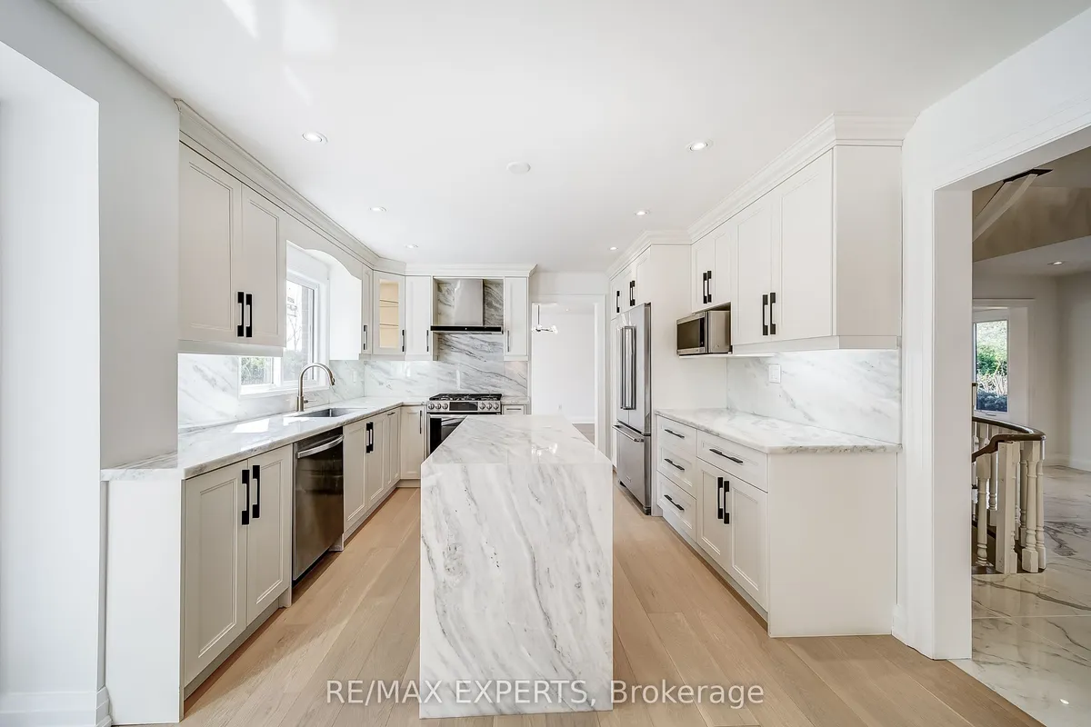 85 Villa Park Drive, ON L4L 3G5