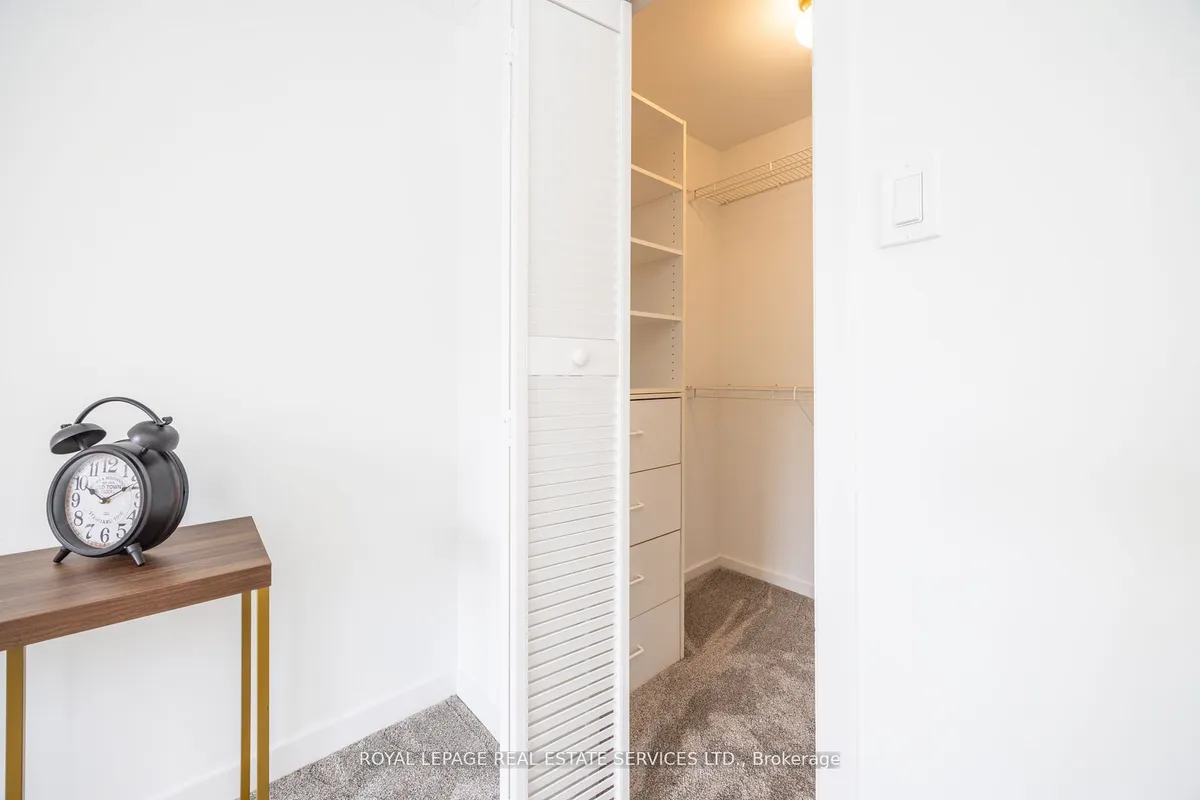 198 Romfield Circuit, ON L3T 3J1