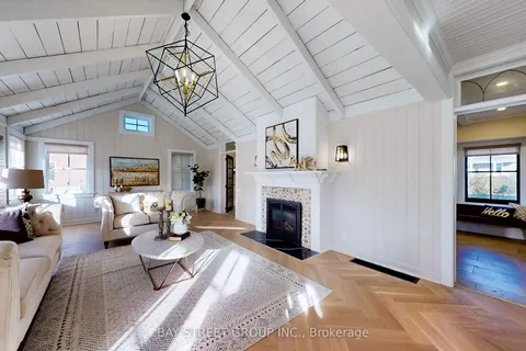 236 Main Street, ON L3R 2H2