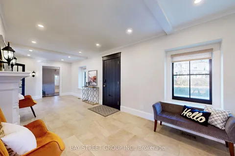 236 Main Street, ON L3R 2H2