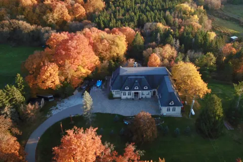 7645 16th Side Road, ON L7E 5R7