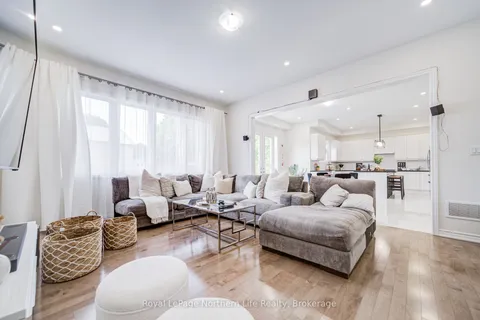 259 Danny Wheeler Boulevard, ON L4P 0J9