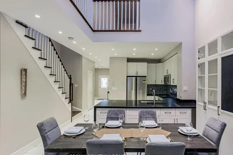 224 Yorkland Street, ON L4S 1A2